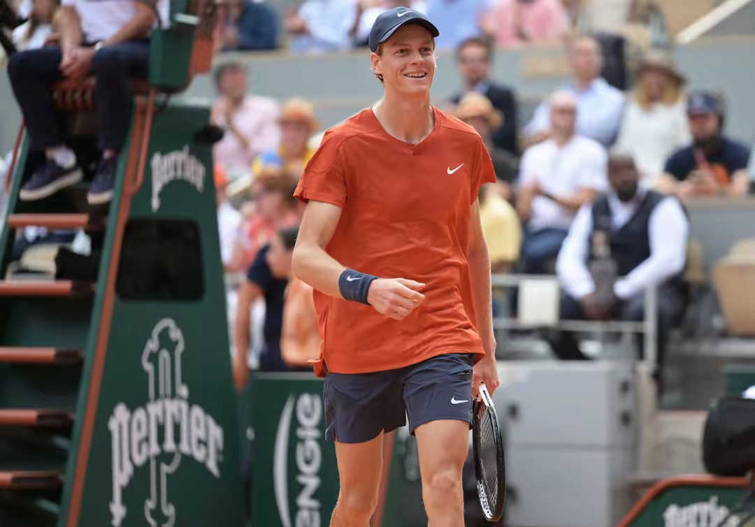 日本网球队鏖战欧洲网球队，瓦林卡送出助攻的简单介绍