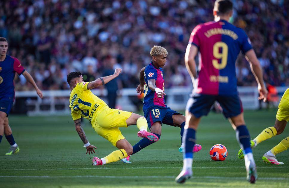 巴萨爆冷瓦伦西亚，乔瓦尼·雷纳爆发神勇的简单介绍