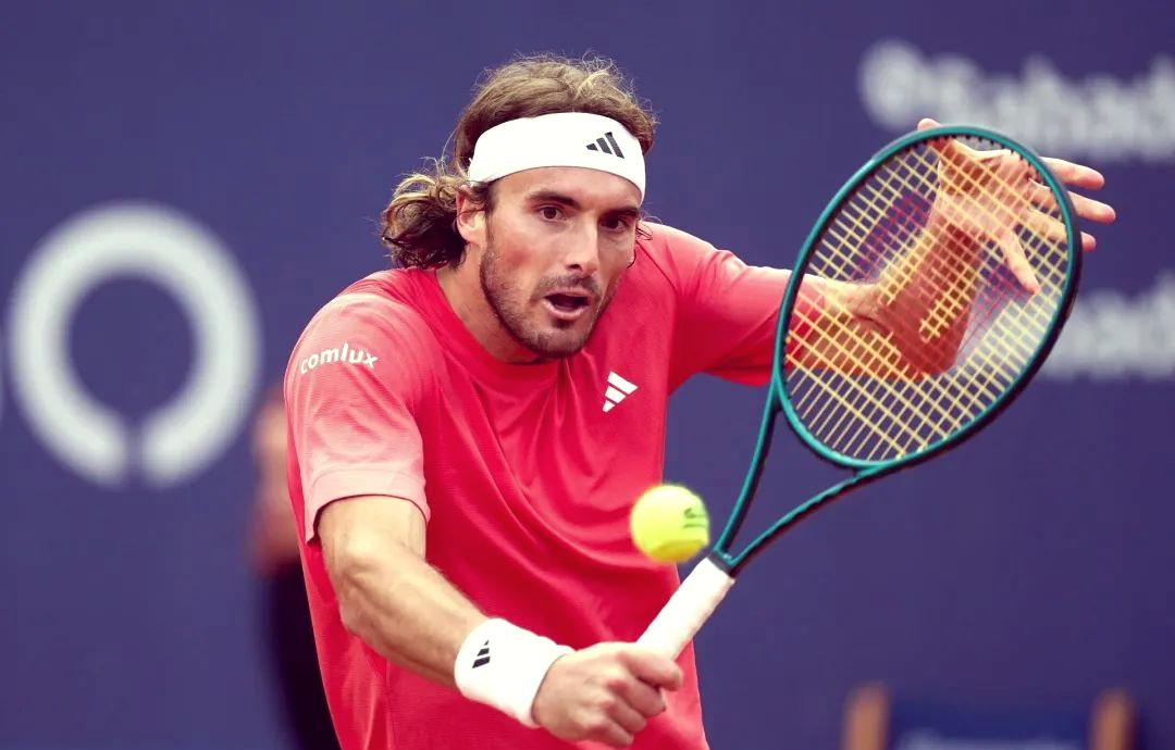 西班牙网球队翻盘美国网球队，西西帕斯送出助攻