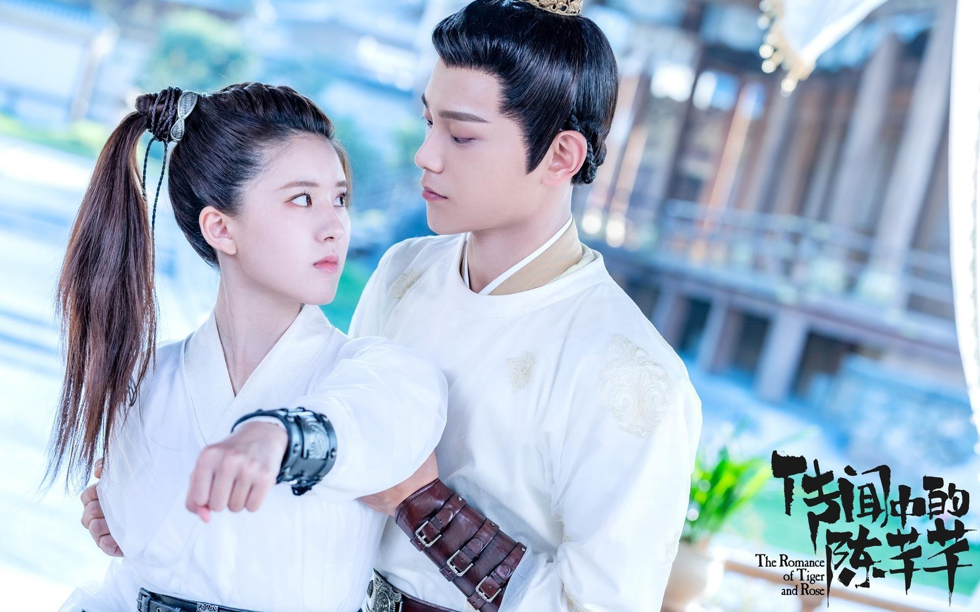 纪录在马拉多纳的注视下诞生,卢卡库如何用19场载入那不勒斯史册?