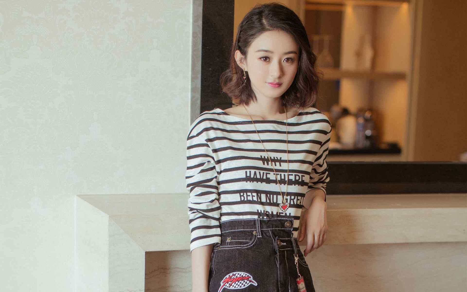 纪录在马拉多纳的注视下诞生,卢卡库如何用19场载入那不勒斯史册?