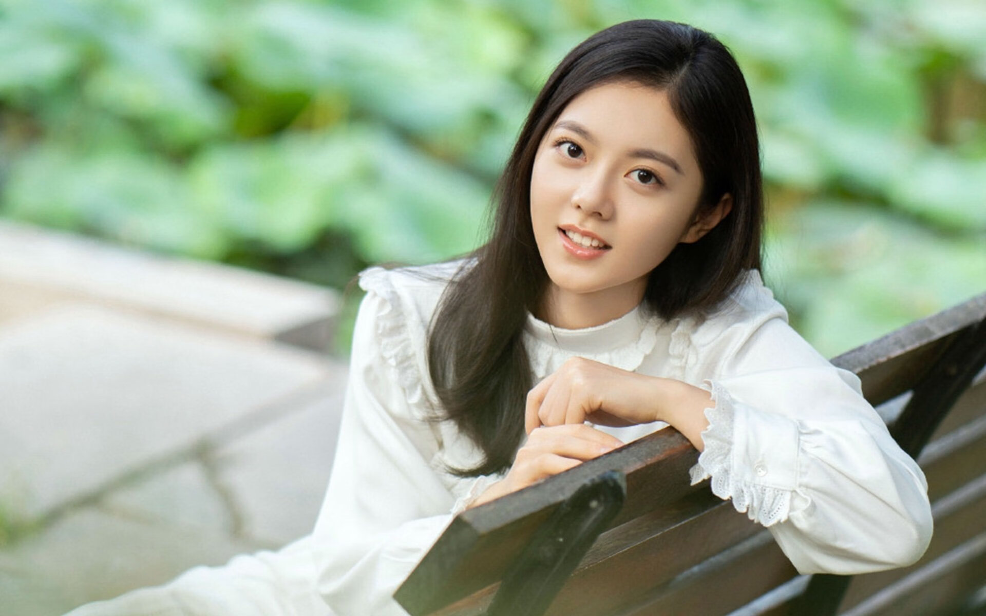 绿茵弈局，厄瓜多尔奇兵破雷恩，维尼修斯执棋定乾坤