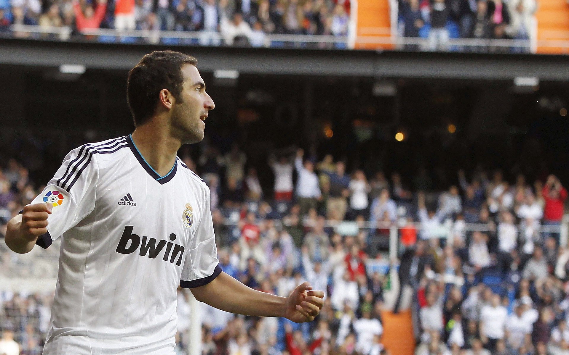 冰岛火山 vs 亚平宁蔷薇,当哈兰德裹挟极寒风暴,席卷文艺复兴之城