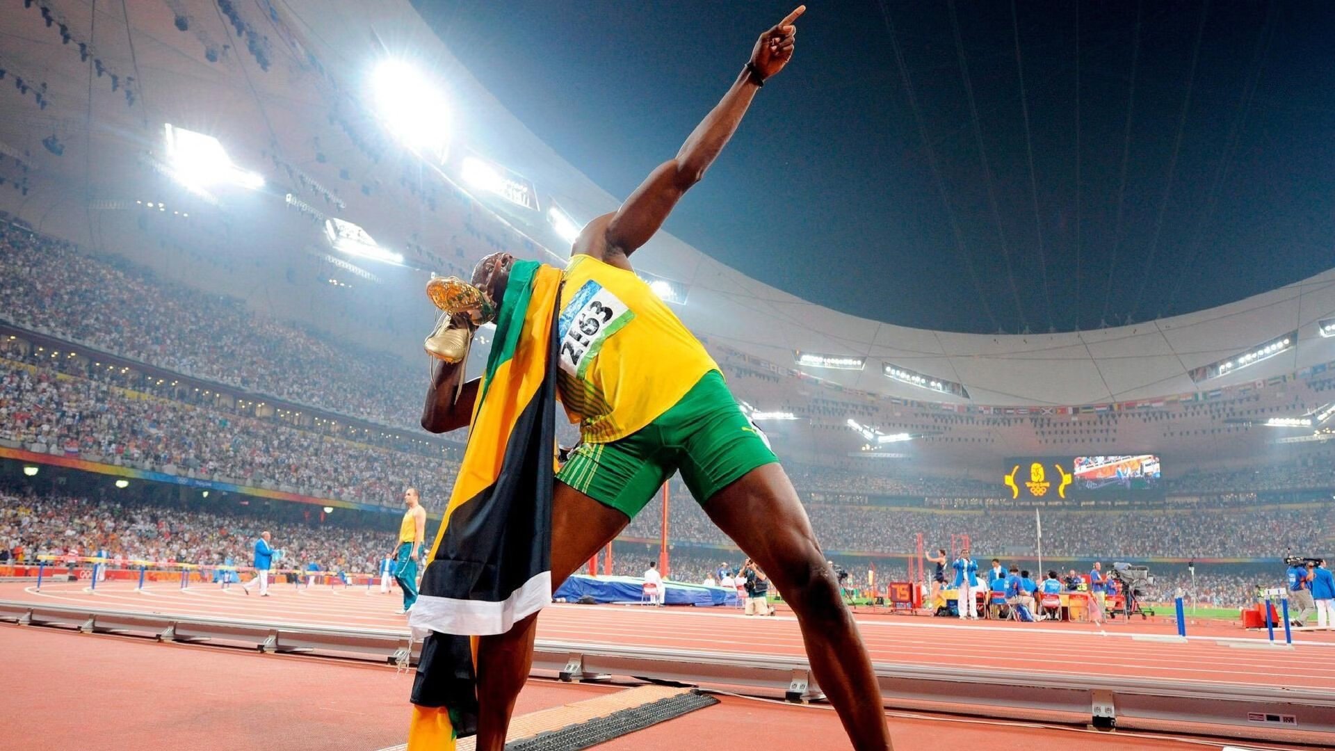 小渔村的黑天鹅，门迪如何让那不勒斯忘记了德劳伦蒂斯的誓言？